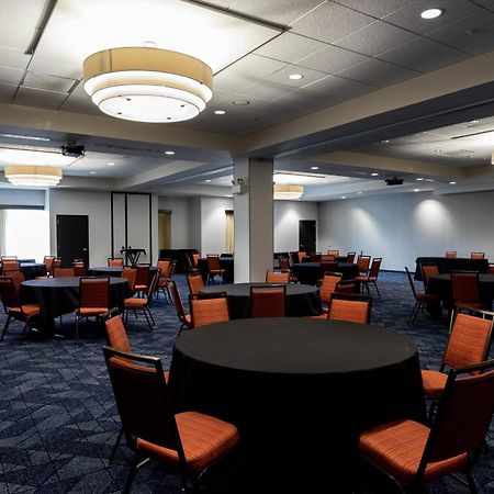 Courtyard By Marriott Cincinnati Midtown/Rookwood Exterior foto