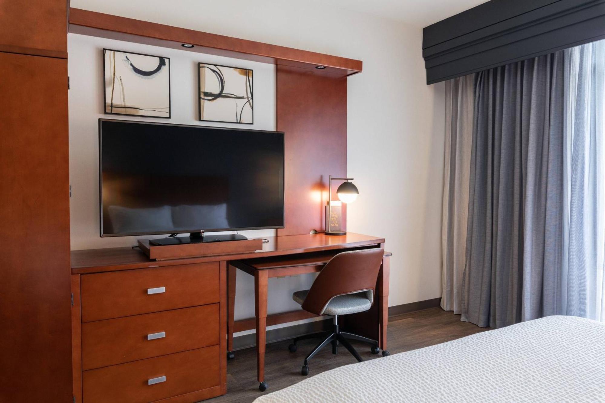 Courtyard By Marriott Cincinnati Midtown/Rookwood Exterior foto